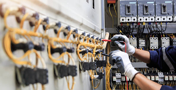 Professional Electrician technician working in Dale, IN